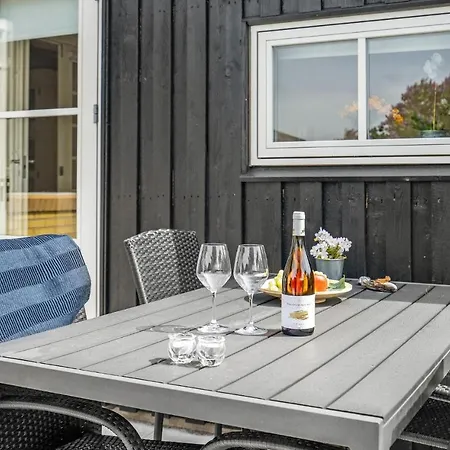Holiday home In With Wifi *